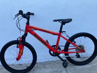 Nishiki Pueblo kids mountain bike 20 inch tires 12 inch frame