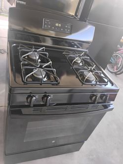 GE BLACK STOVE