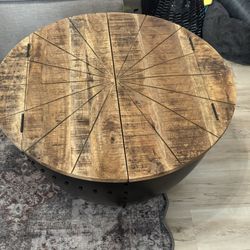 Storage coffee table