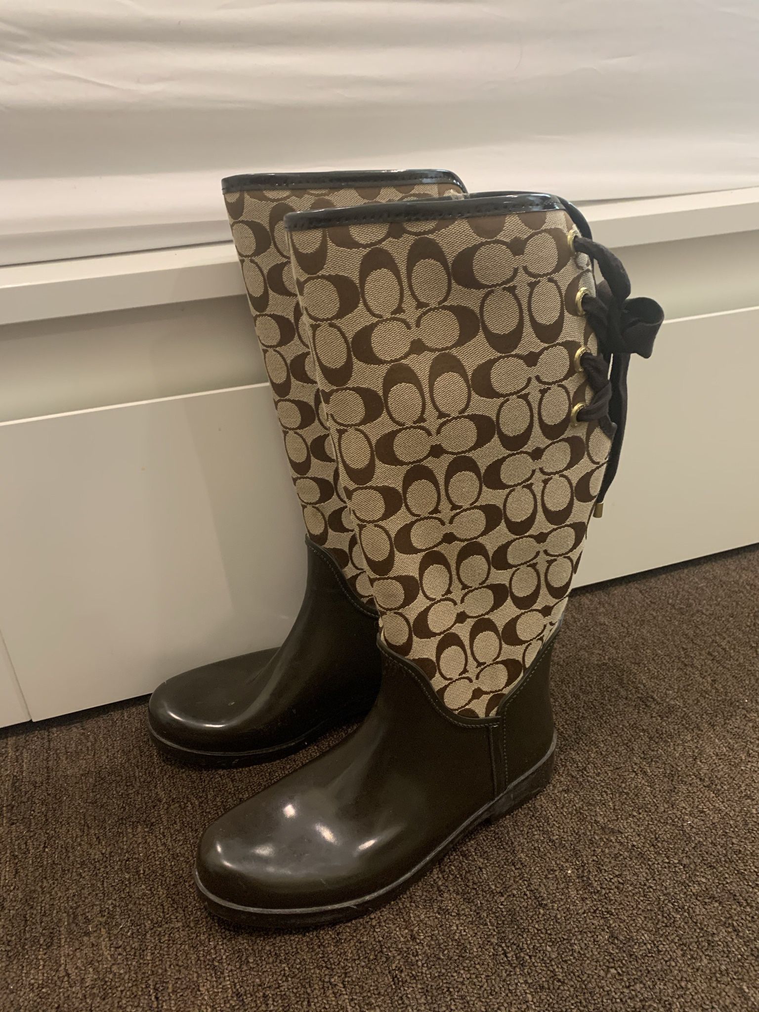 ‏COACH Tall Rain Boots With Tie Up Back Size 10