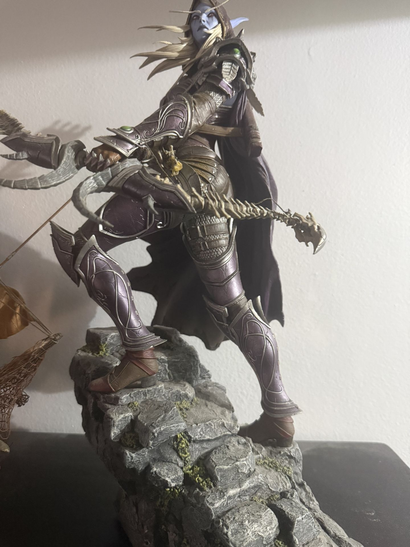 Blizzard Entertainment WOW Sylvanas Statue Damage 