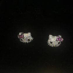 18 k Gold Plated Hello Kitty Stud Earrings 