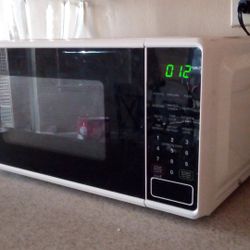 Microwave Oven