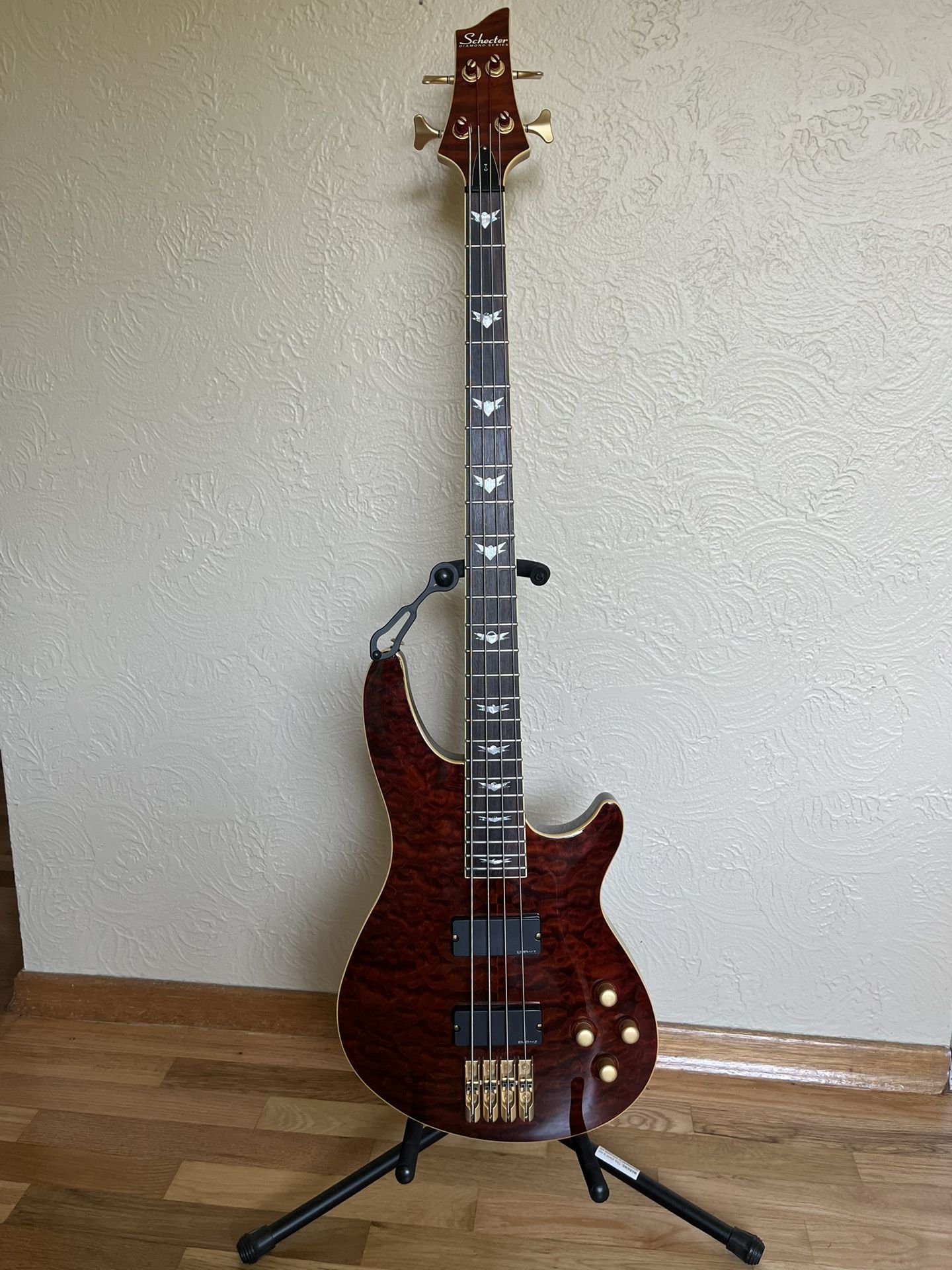 Schecter Diamond Series C-4 Bass