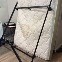 FREE QUEEN MATTRESS