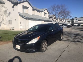 2011 Hyundai Sonata clean title only 72k miles