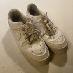Used Air Force 1’s Woman Size 8
