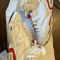 Air Jordan 6 Retro `Red Oreo’ 2022 Sz 9 M
