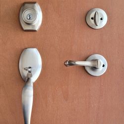 Kwikset Satin Nickel Front Door Lock 