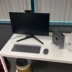 Mac Mini, Samsung Monitor 24”, Logi Keyboard Mouse And Camera