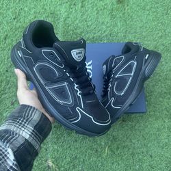Dior B30 “Black / Black” Reflective, Size: 10M