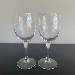 Four Sisters Winery Wine Glasses 2 Count 9 Oz Belvidere New Jersey NJ Souvenir