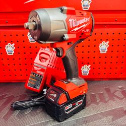 Milwaukee M18 FUEL 18V Lithium-Ion Brushless Cordless 1/2 in. Impact Wrench w/Friction Ring Kit w/One 5.0 Ah