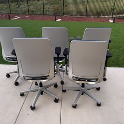 Steelcase Amia Fully Loaded office chair