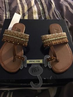 Girls sandals