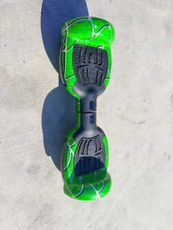 Electrical Self-Balancing Hoverboard W3665PA include the original charger