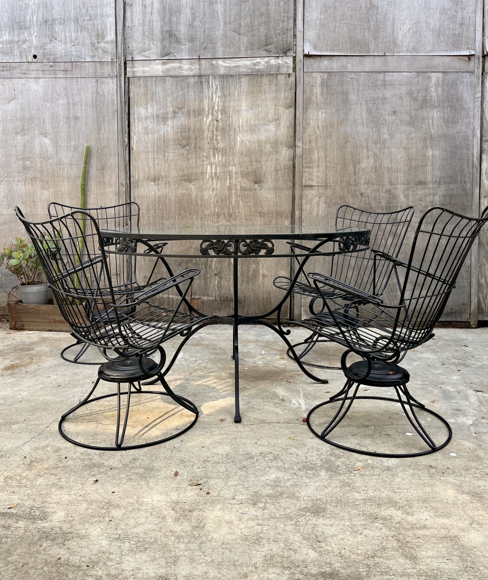 Vintage 1966 Homecrest Rocking Chair Patio Set 1966 w/ A Chantilly Woodard Table