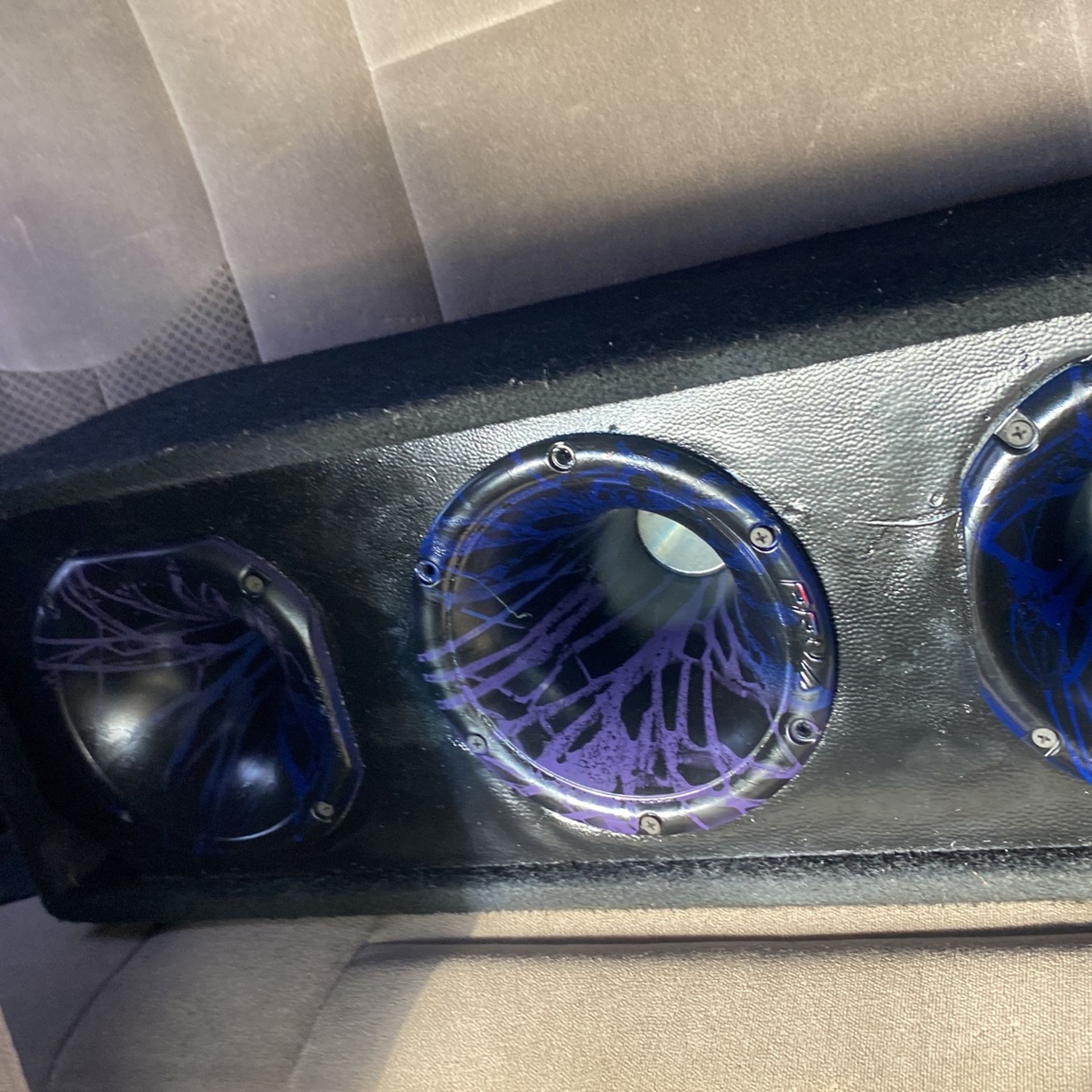 chuchero with drivers