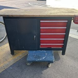 Mesa De Trabajo Caja Con Herramienta