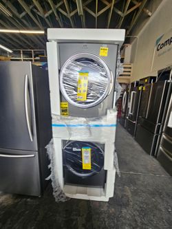 Electrolux Washer and dryer set