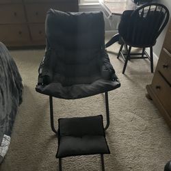 Padded Leisure Chair With Footstool 