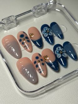 Handmade Press-On Nails | Almond Shape | Medium