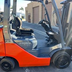 Toyota forklift for sale, cheap price 