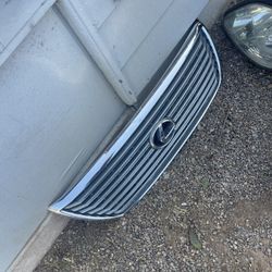 2004-2006 Lexus LS430 Grill / 5 Star Rims / Parts