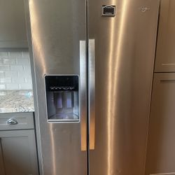 Whirlpool Fridge For Sale!! Great Condition! 