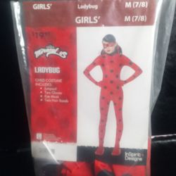 Costume