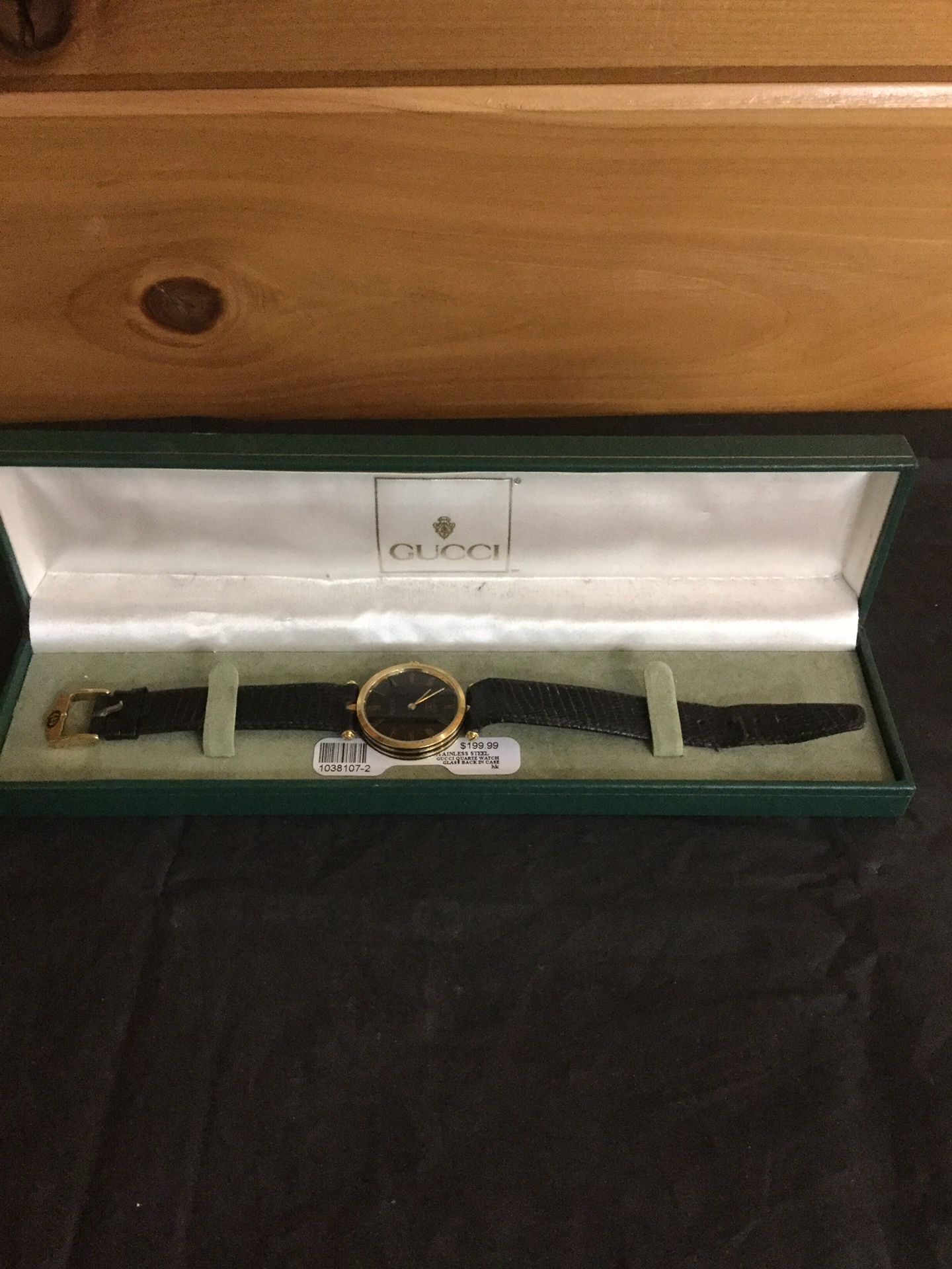 GUCCI WATCH