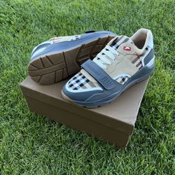 Burberry Shoes