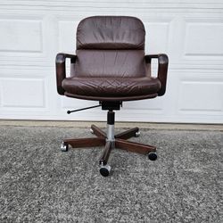 Vintage Mid-Century Danish Dyrlund Swivel and Tilt Desk Office Chair 