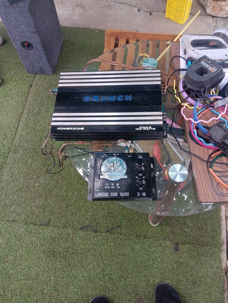 Soundstream Bass Machine And Powerzone Amp 