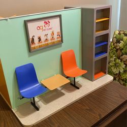 Our Generation Healthy Paws Vet Clinic Playset For 18” Dolls