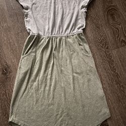 Girls Dress (Size 12)