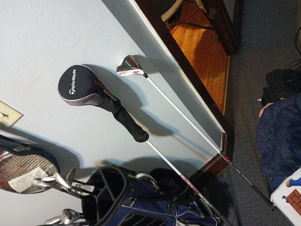 Taylor Made Golf Clubs 