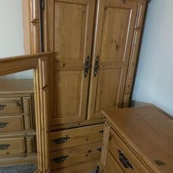 Wardrobe And Dresser 