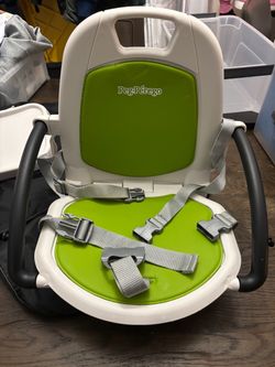Italian Folding Travel Booster Seat with Tray & Bag - Green