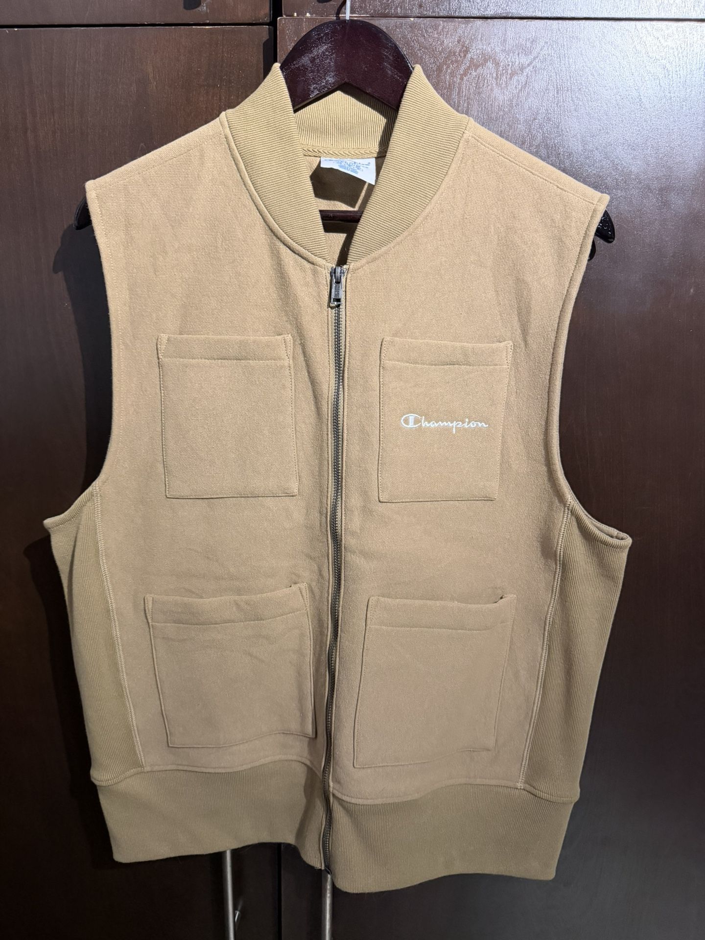 Men’s Champion Reverse Stitch Utility Vest