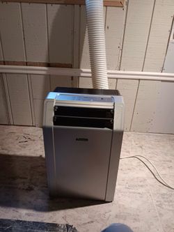 Portable 9600 BTU air conditioner