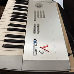 KORG TRINITY V3