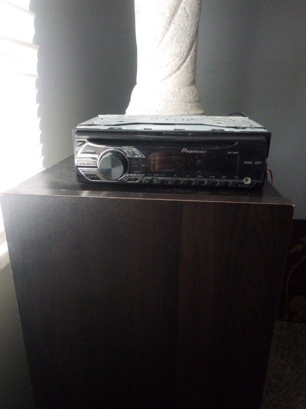 Pioneer CD Player