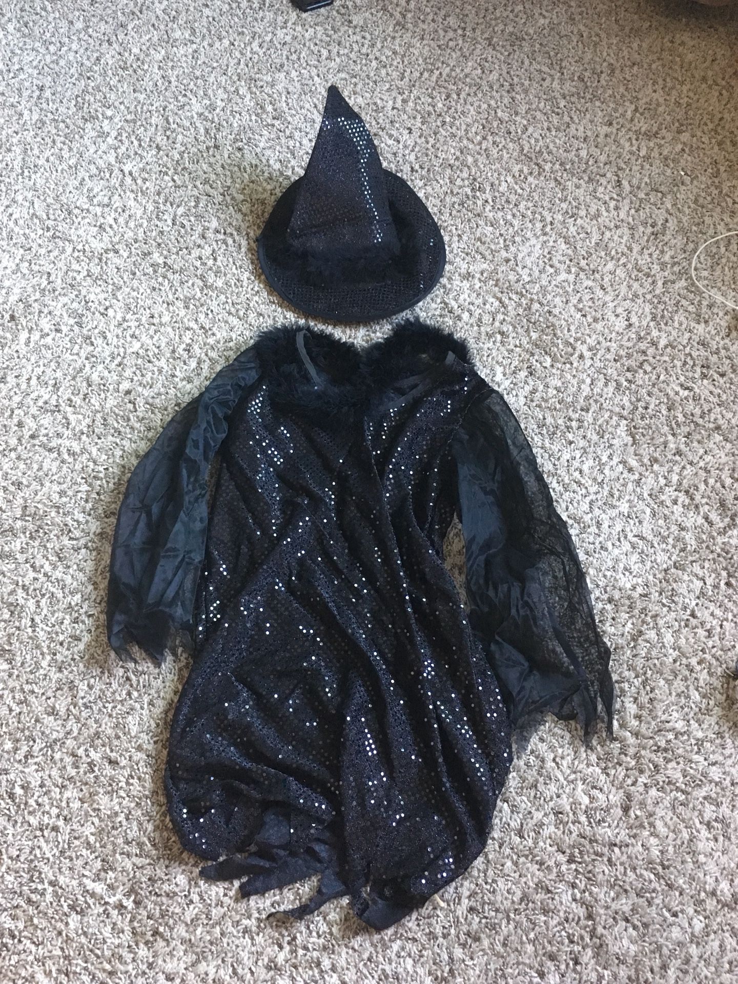 Witch costume