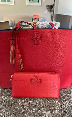 Tori Burch inspired set Brand New