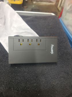 Power hub 3 120v outlets and 4 USB