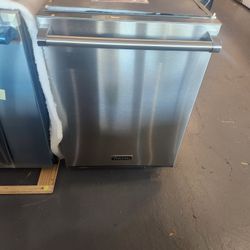 Amazing Viking 24 Inch Built In Stainles Steel Dishwasher M#VDWU524SS