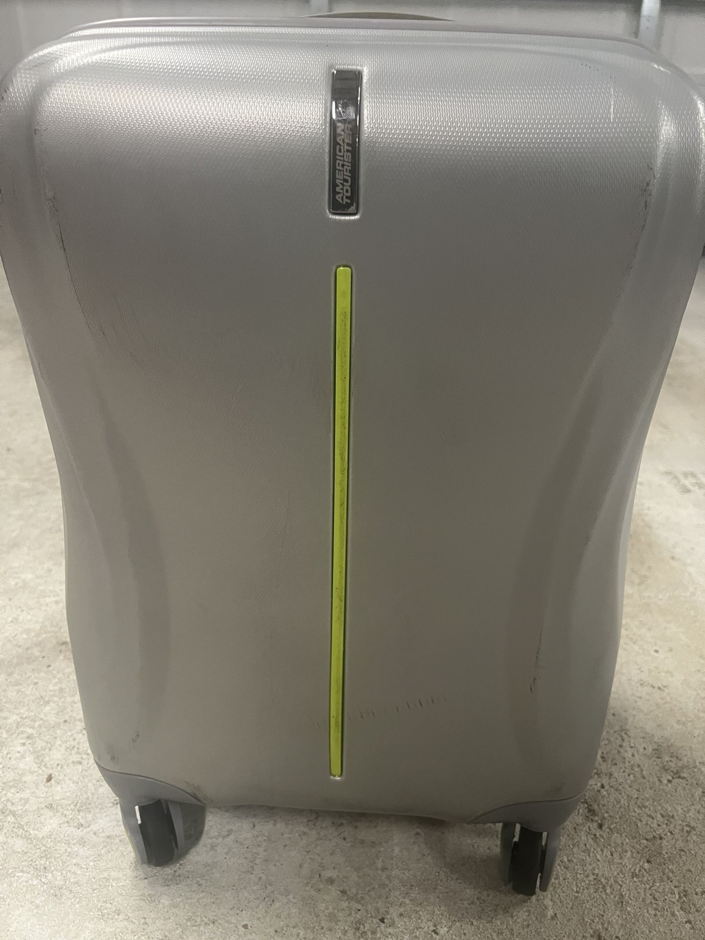 American Tourister Carry On, Hard Shell Luggage