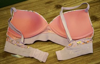 Victorias Secret PINK Wireless T-Shirt Bras (2) / Size 32B for