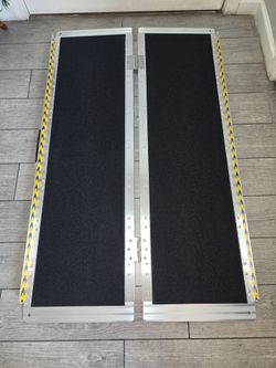 4 FT Portable Wheelchair Ramp, Non-Slip Aluminum Ramps for Wheelchairs for Home, Handicap Wheelchair Ramps for Home Steps